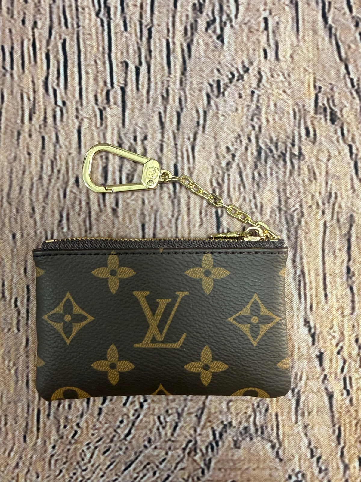 Key chain monogram